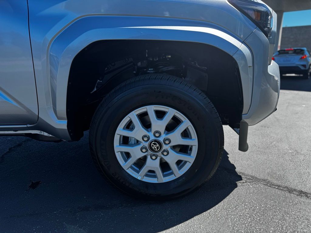 2025 Toyota Tacoma SR5 Double Cab photo 8
