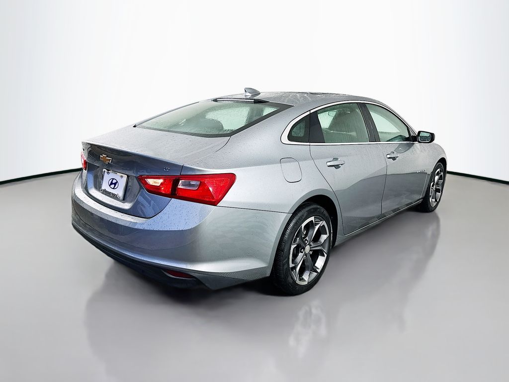 Thumbnail: 2023 Chevrolet Malibu - 5