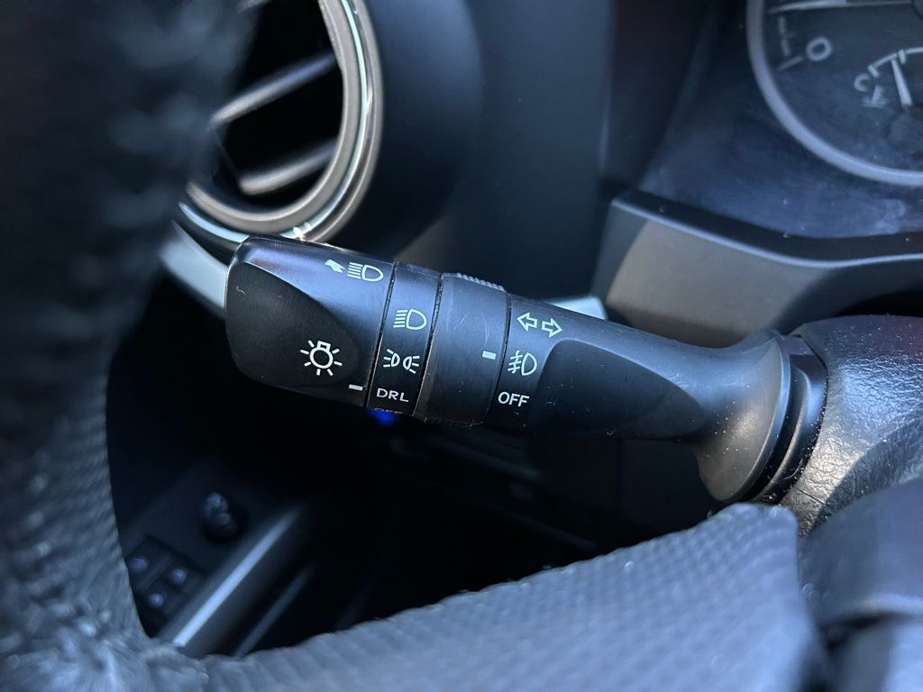 2019 Toyota Tacoma SR5 20