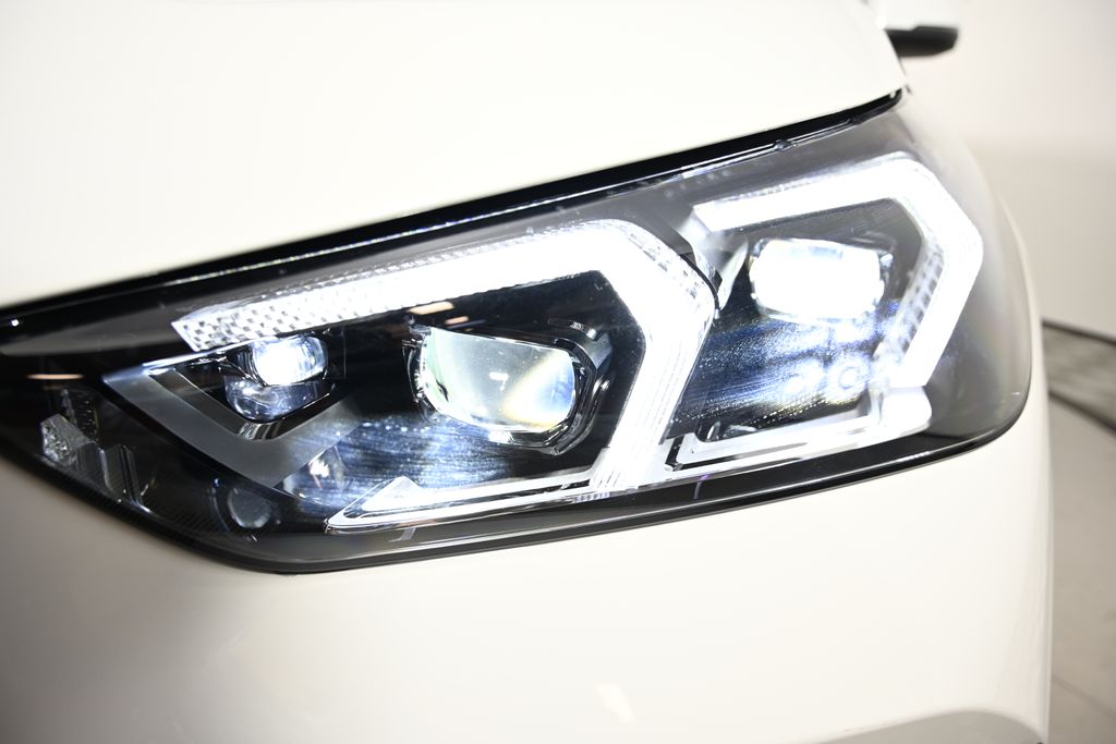 Thumbnail: 2026 BMW X1 - 9