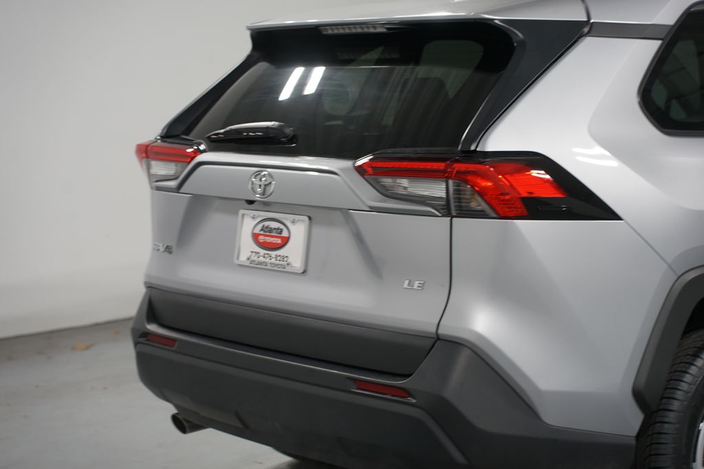 Thumbnail: 2024 Toyota RAV4 - 9