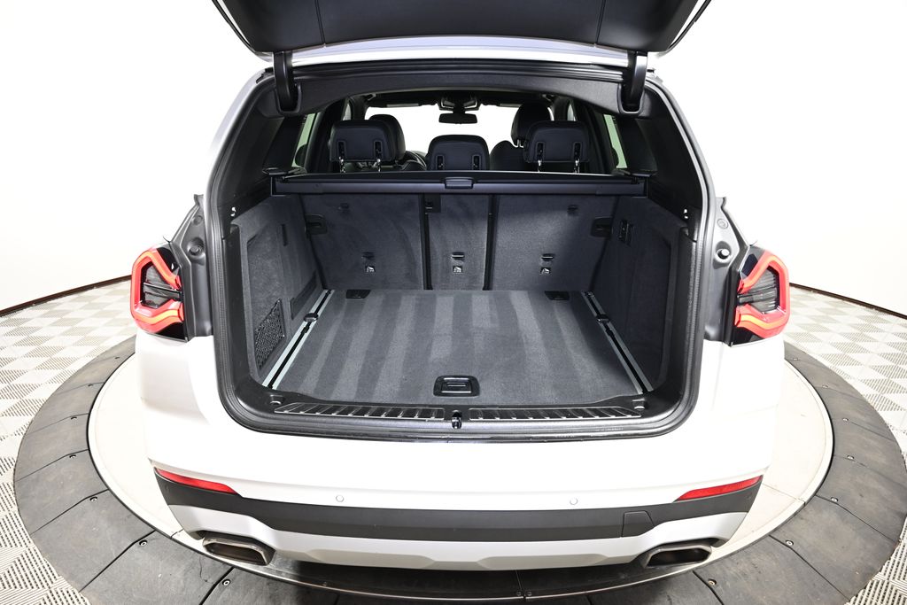 Thumbnail: 2022 BMW X3 - 10