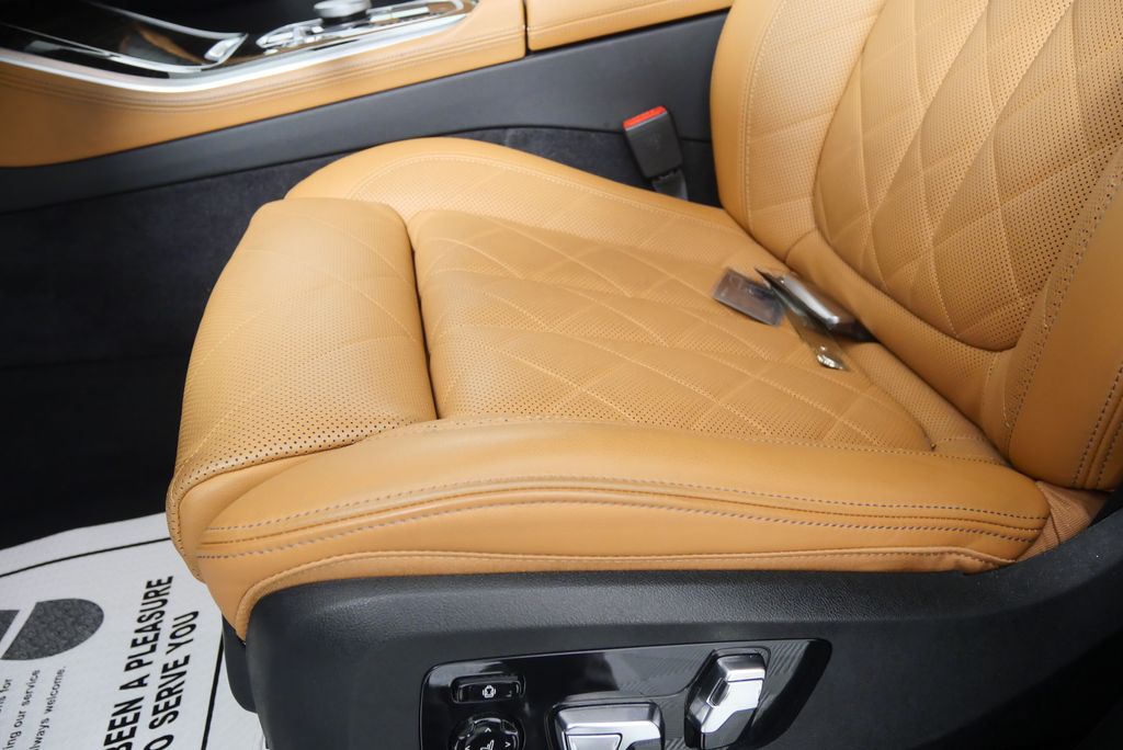 2025 BMW X5 xDrive40i 9