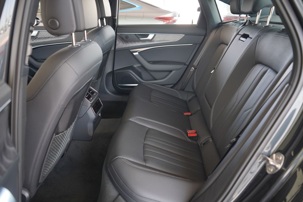 Thumbnail: 2025 Audi A6 - 7