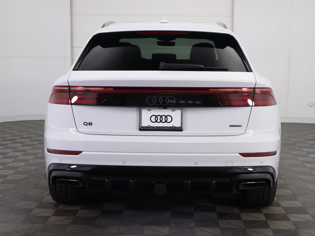 Thumbnail: 2025 Audi Q8 - 6