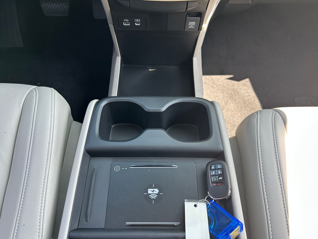 Thumbnail: 2026 Honda Odyssey - 17