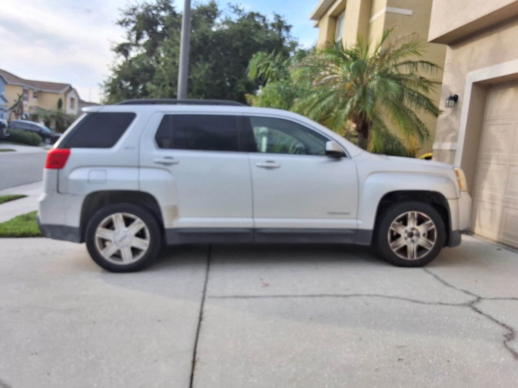 used 2010 GMC Terrain car, priced at $5,991