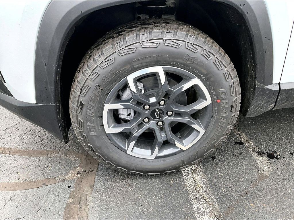 2026 Chevrolet Equinox — photo 8