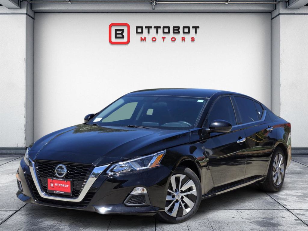Super Black 2019 Nissan Altima Sedan Front-Wheel Drive Continuously Variable Transmission