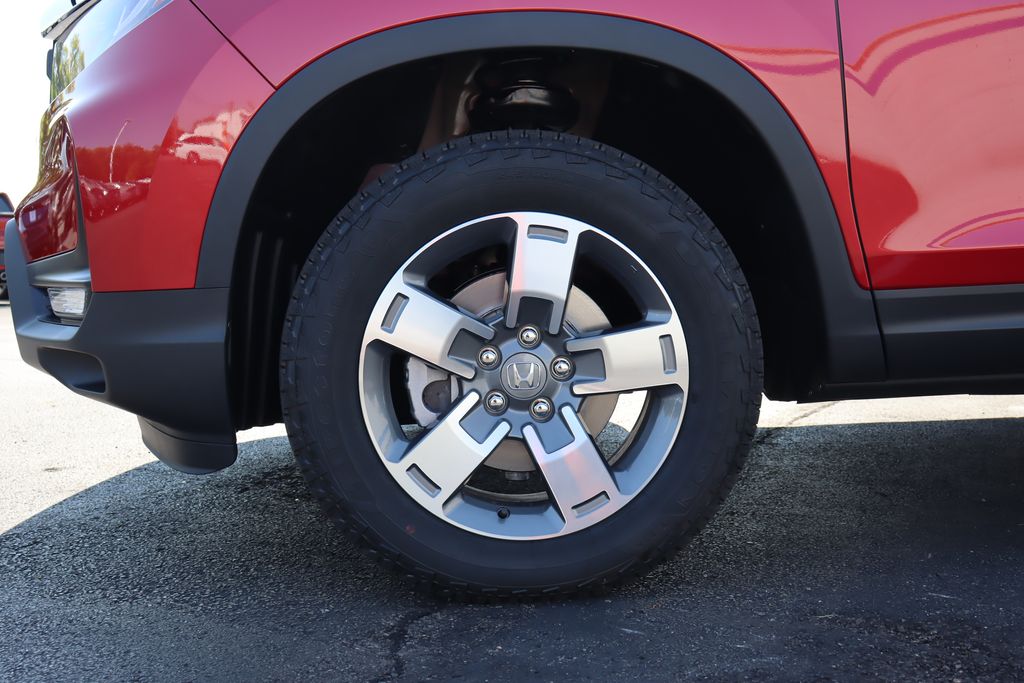 Thumbnail: 2025 Honda Ridgeline - 10