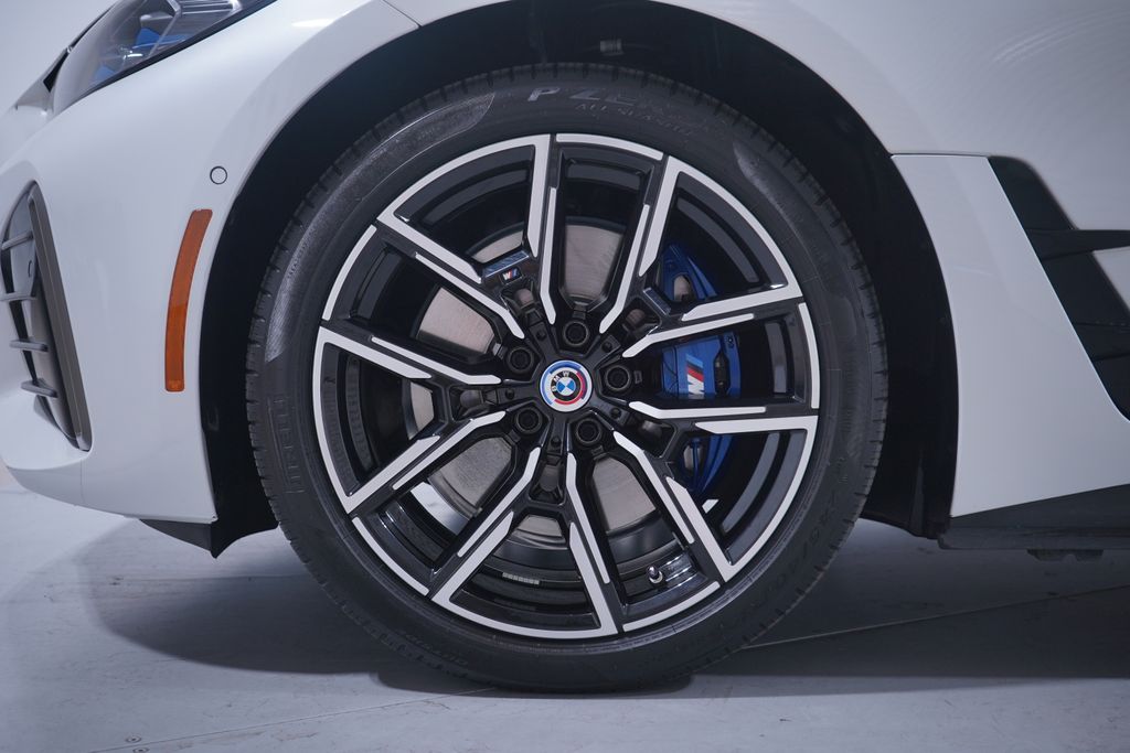 2023 BMW i4 M50 2