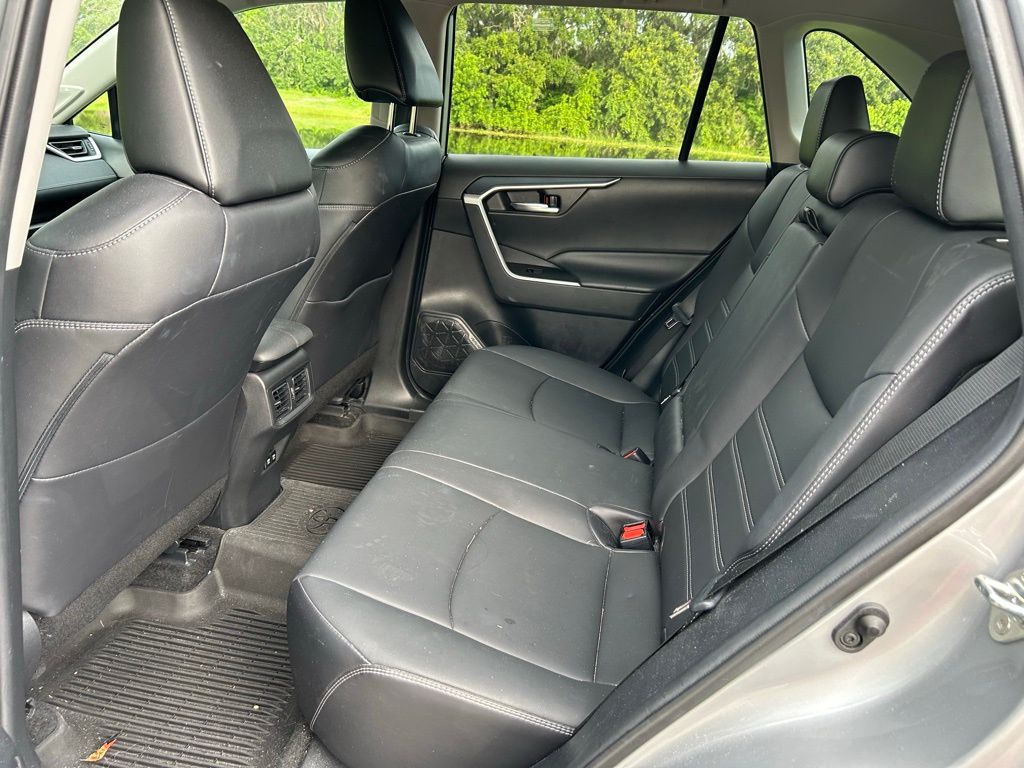 Thumbnail: 2021 Toyota RAV4 - 13