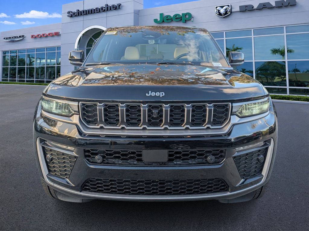 new 2026 Jeep Grand Cherokee car, priced at $48,650