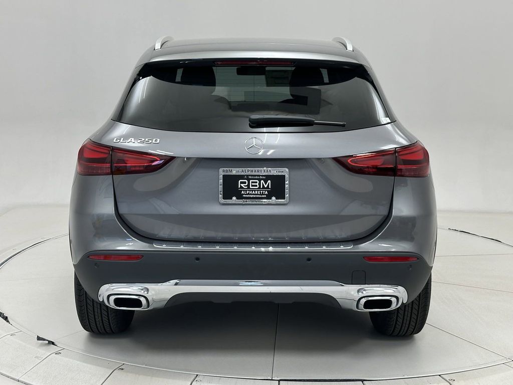 2024 Mercedes-Benz GLA GLA 250 6