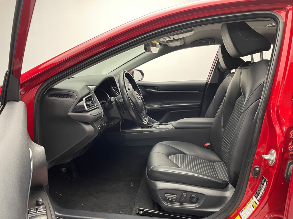 Thumbnail: 2023 Toyota Camry - 12