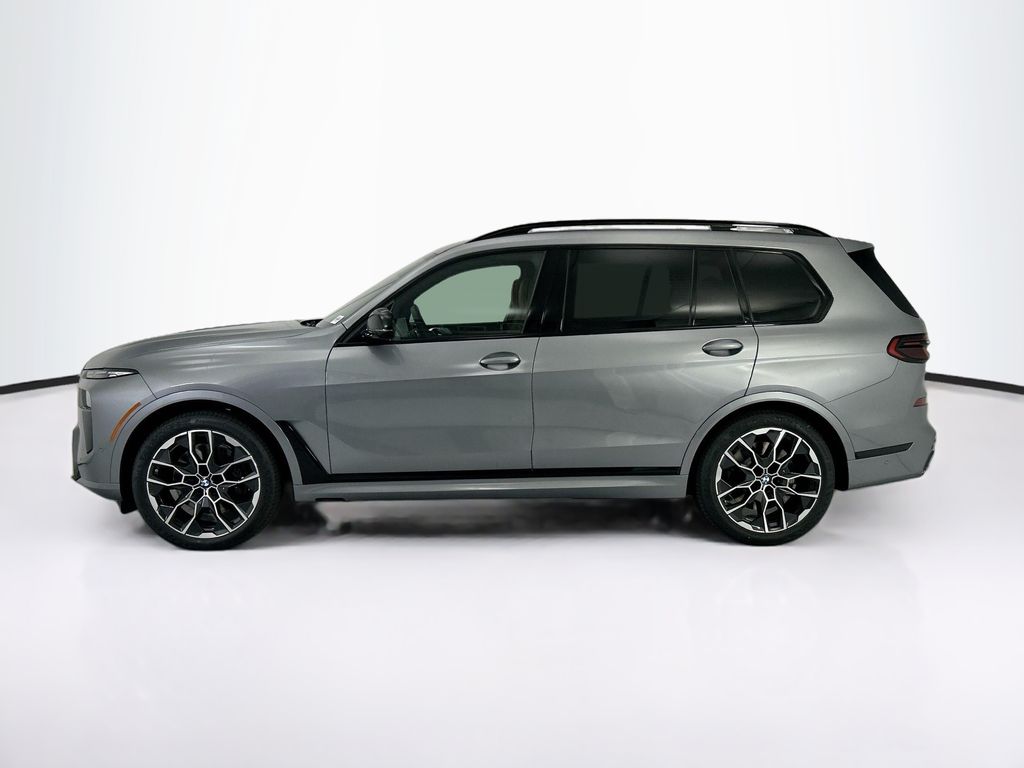 Thumbnail: 2027 BMW X7 - 8