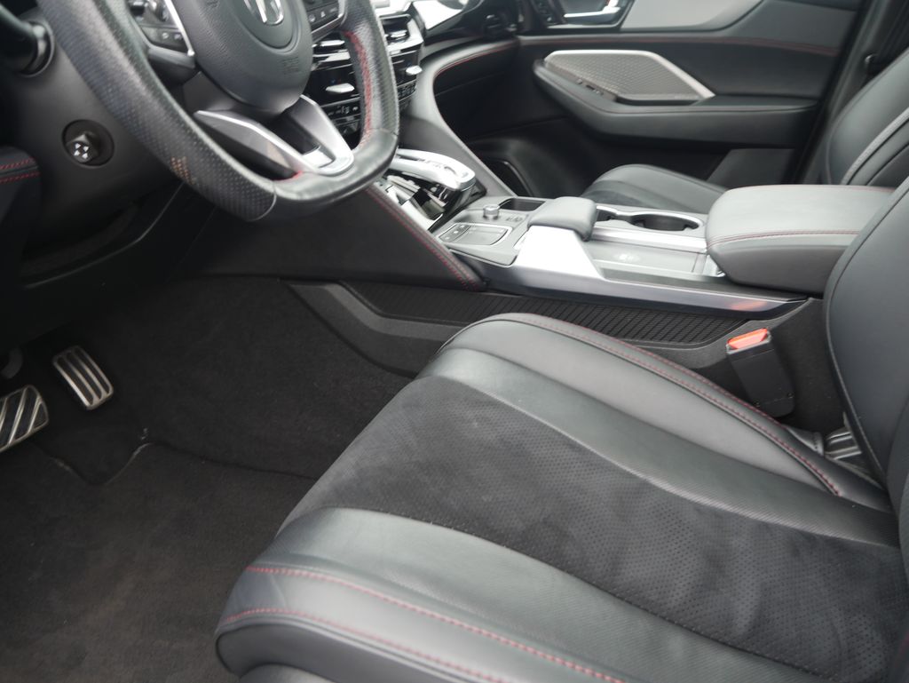 Thumbnail: 2023 Acura MDX - 17