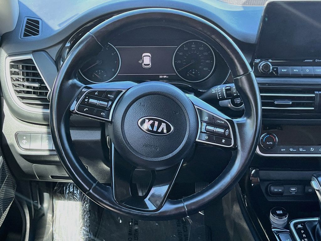 Used 2021 Black Kia SX image 23