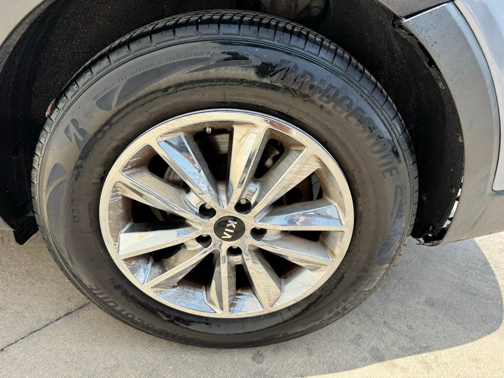 Used Car 2020 Kia Sorento  Lx For Sale Under $12,000 In Georgetown, Texas