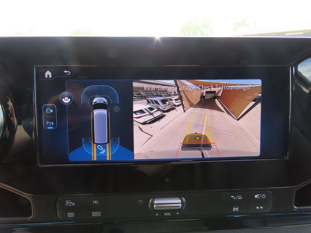 Thumbnail: 2025 Mercedes-Benz Sprinter - 17