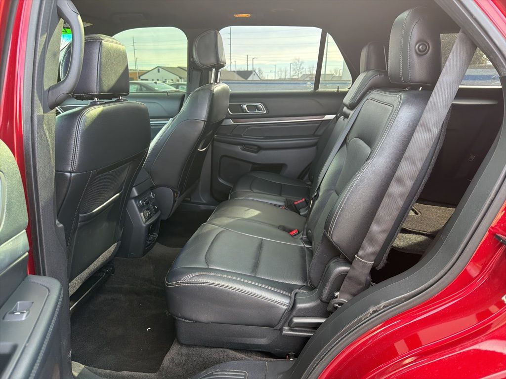 Thumbnail: 2016 Ford Explorer - 20