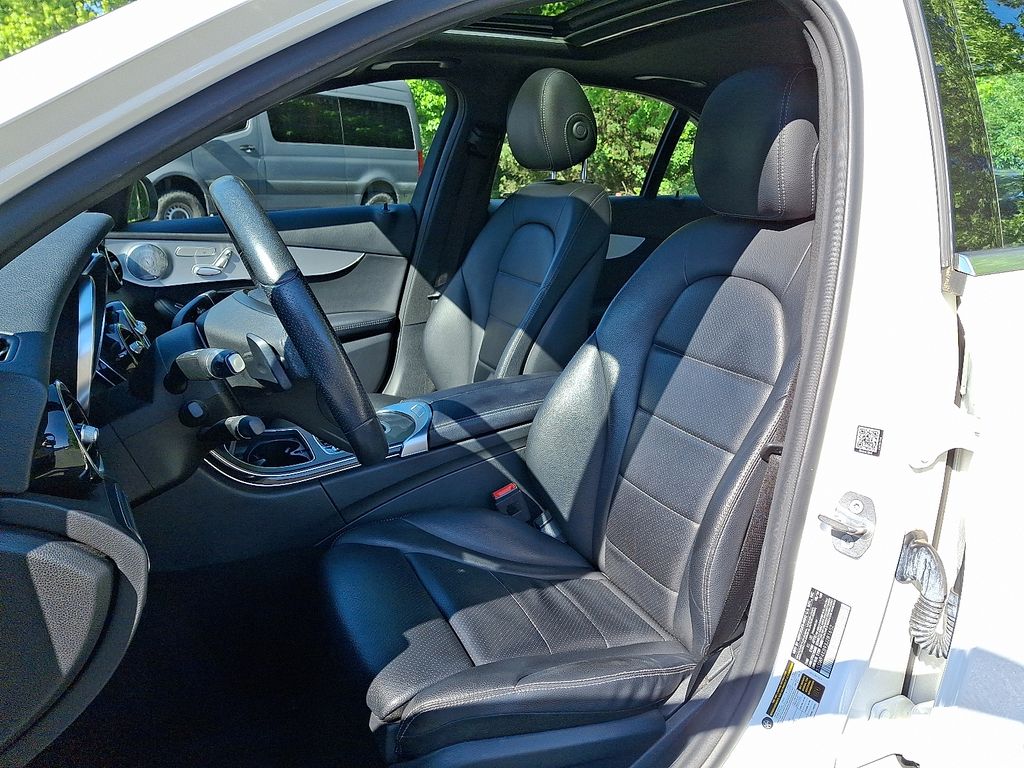 2018 Mercedes-Benz C-Class C 300 13