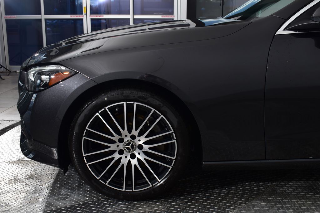 Thumbnail: 2022 Mercedes-Benz C-Class - 9