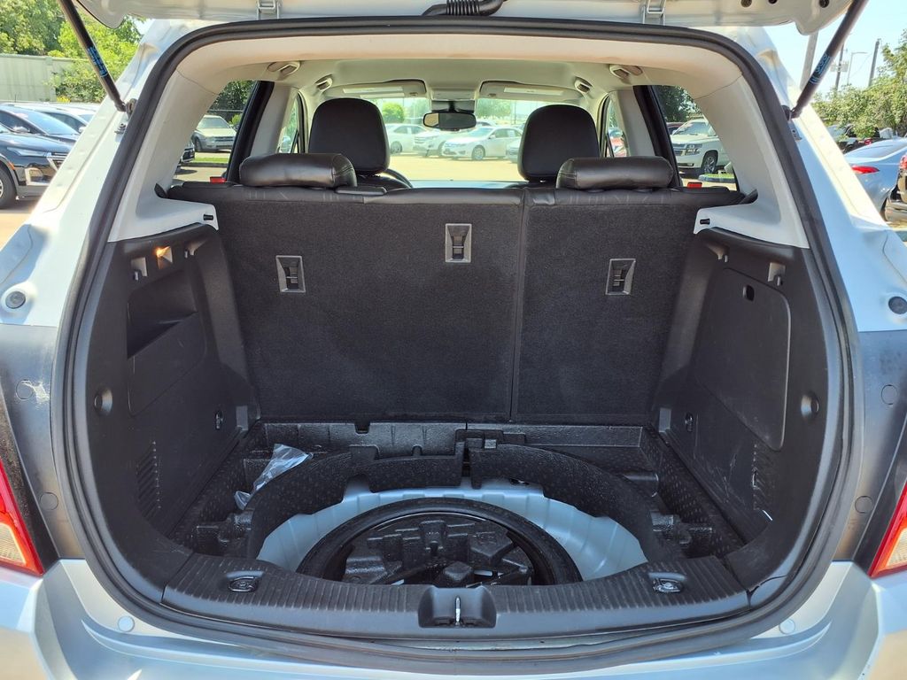 2022 Chevrolet Trax LT - 11
