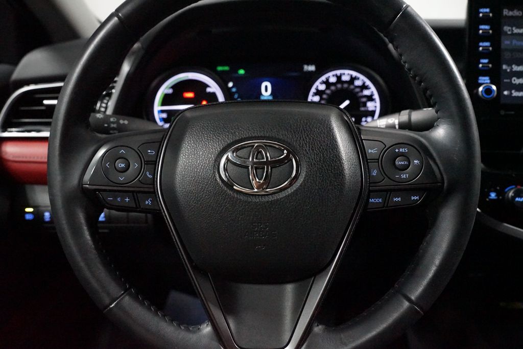 Thumbnail: 2024 Toyota Camry - 12