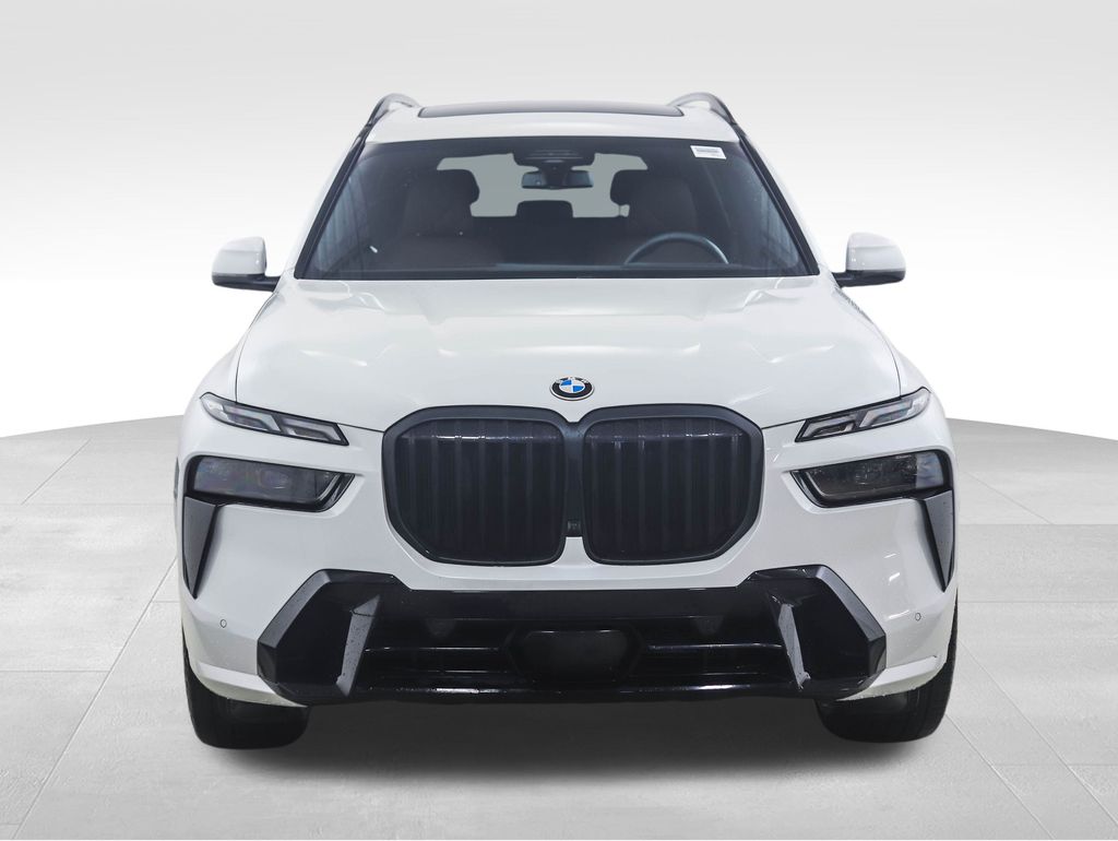 Thumbnail: 2023 BMW X7 - 8