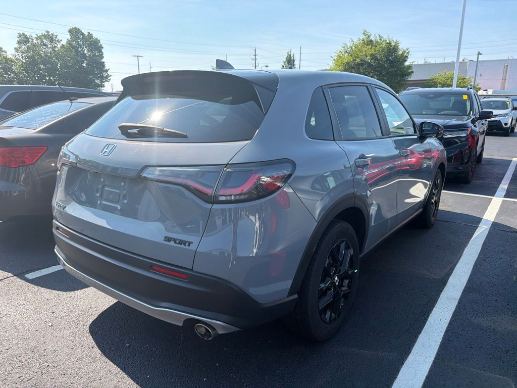 Thumbnail: 2024 Honda HR-V - 3