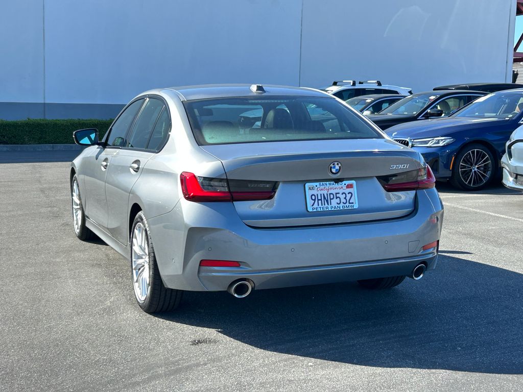 Thumbnail: 2023 BMW 3 Series - 3