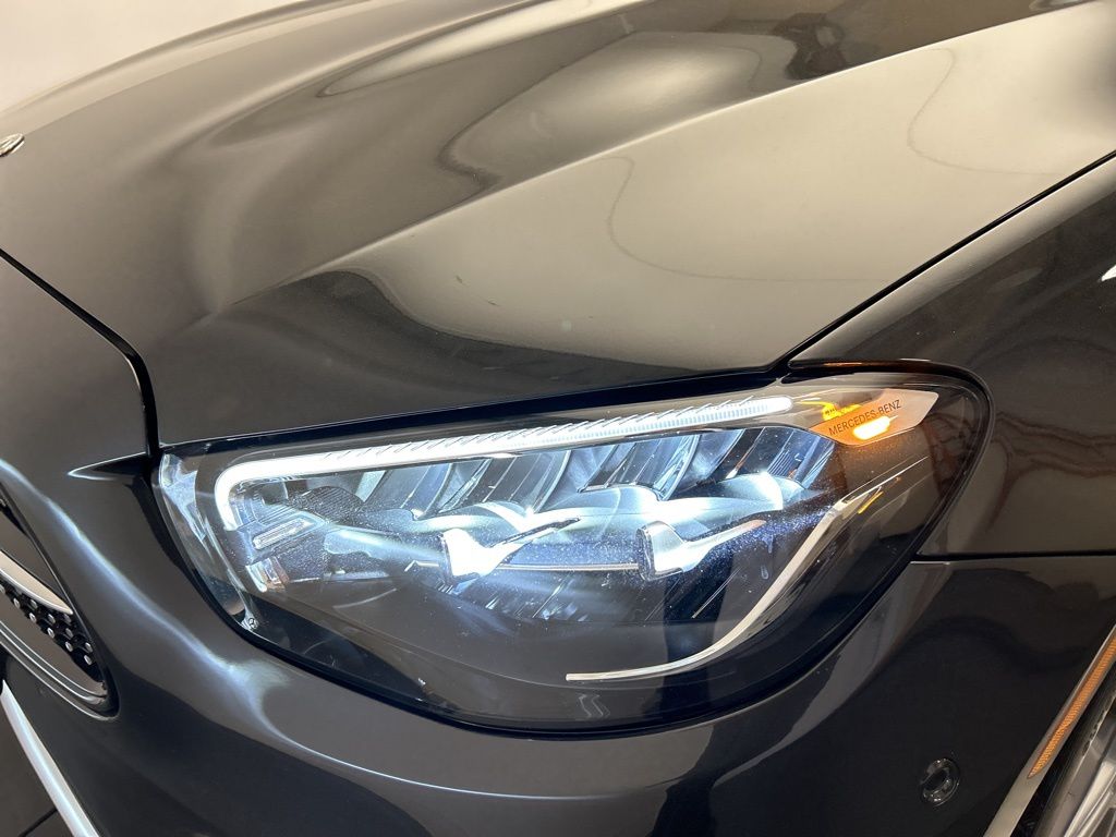 Thumbnail: 2023 Mercedes-Benz E-Class - 9