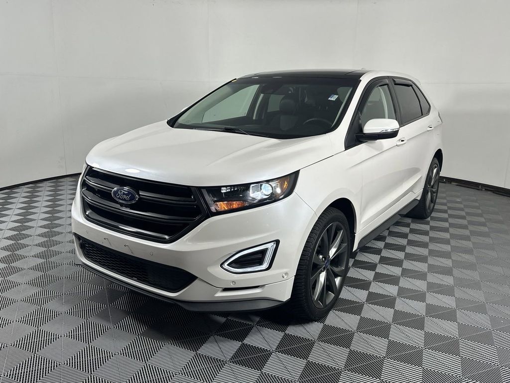 2018 Ford Edge Sport 3