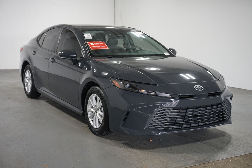 Thumbnail: 2025 Toyota Camry - 3