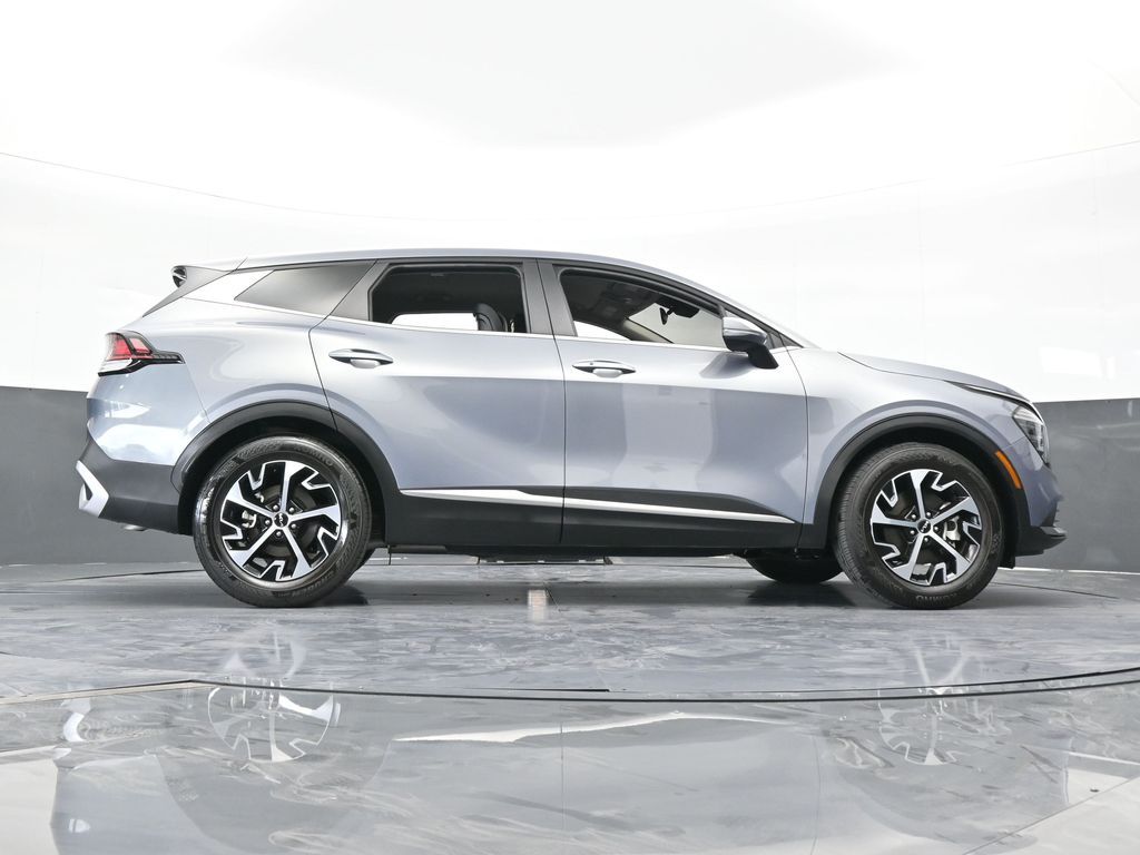 Used 2025 Everlasting Silver Kia EX image 64