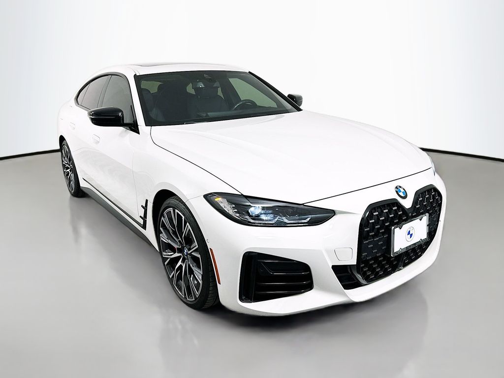 Thumbnail: 2024 BMW 4 Series - 3