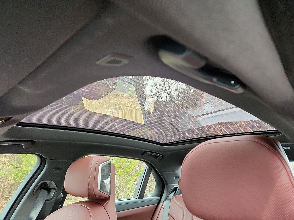 Thumbnail: 2024 BMW 7 Series - 15