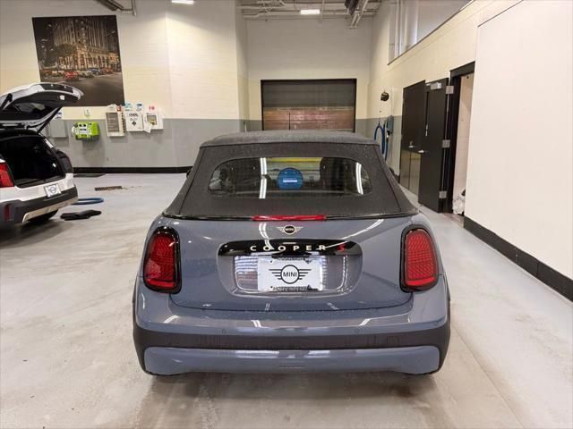 Thumbnail: 2026 MINI Cooper - 4
