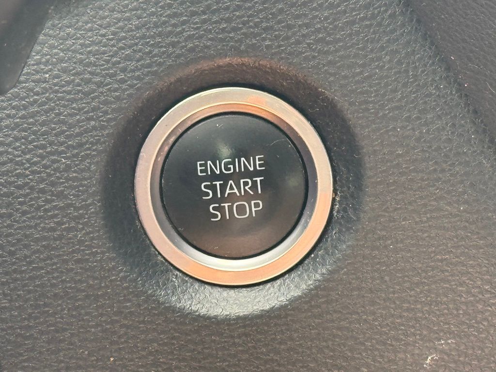 2023 Toyota Corolla XSE Wind Chill Pearl - Jim Hudson Acura - Image 26