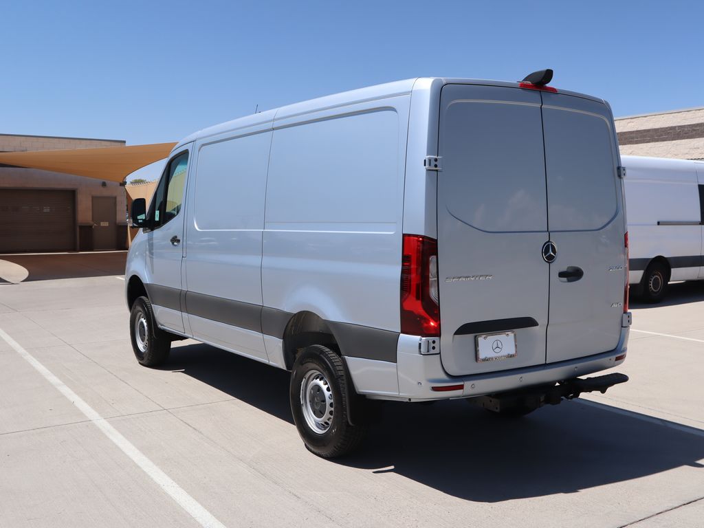Thumbnail: 2026 Mercedes-Benz Sprinter - 7