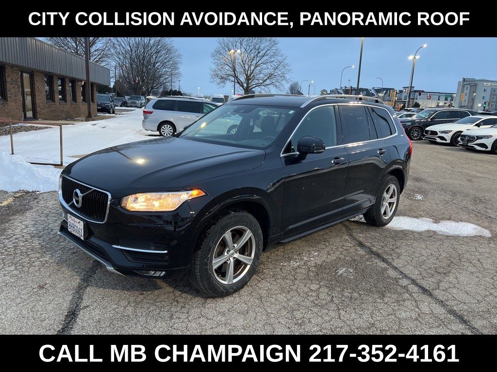 2016 Volvo XC90 T5 Momentum AWD