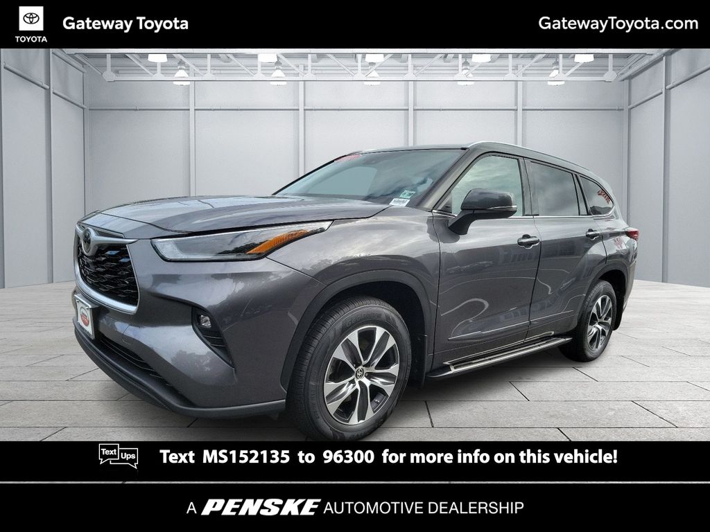 2021 Toyota Highlander XLE -
                Toms River, NJ