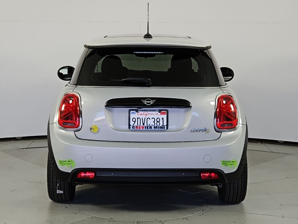 Thumbnail: 2023 MINI Cooper - 8