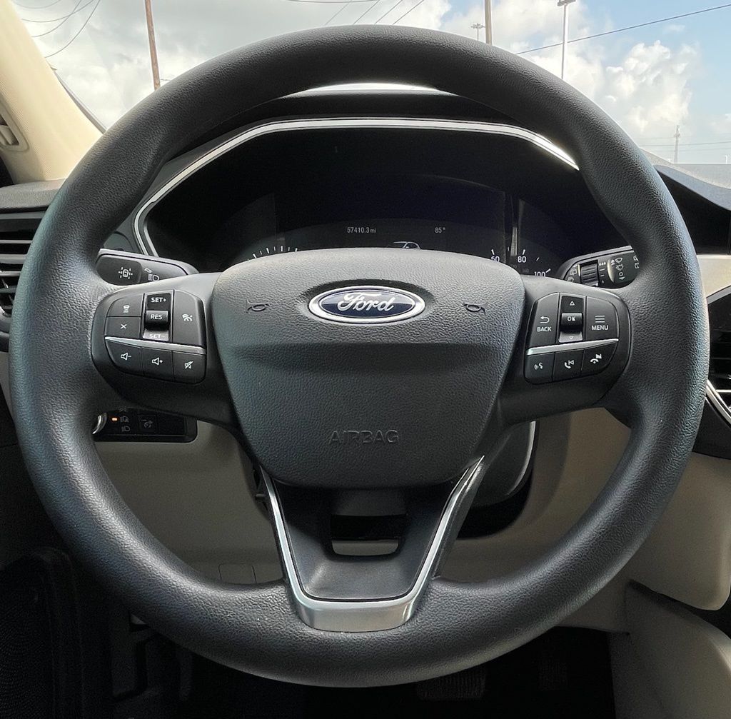 2020 Ford Escape SE Green at DeMontrond Ford