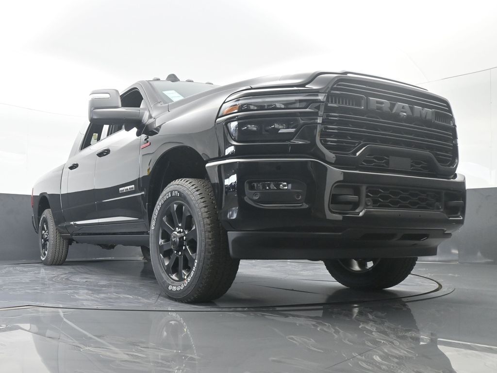 New 2026 Diamond Black Crystal Pearlcoat Ram Laramie image 63