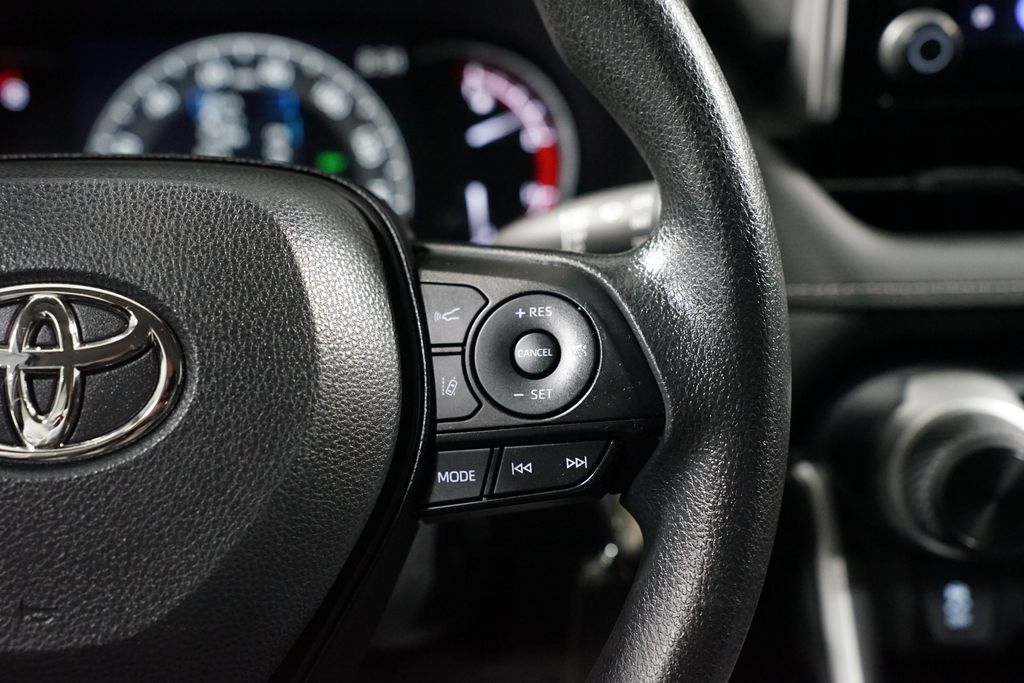 Thumbnail: 2024 Toyota RAV4 - 13