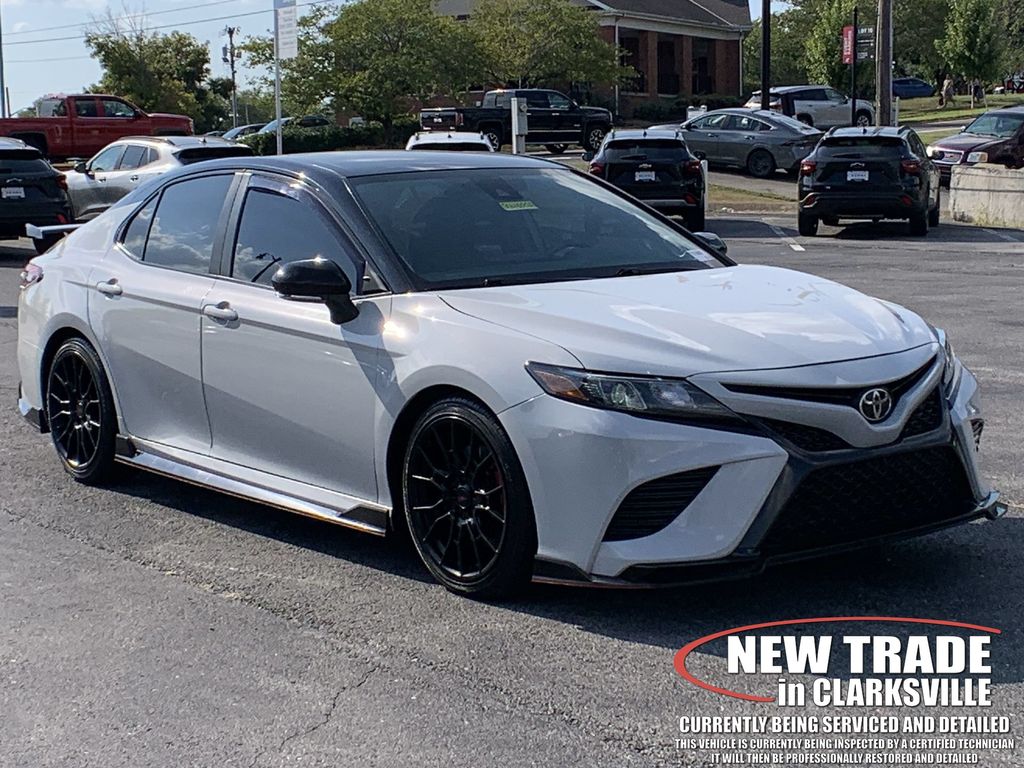 Ice Edge/Midnight Black Metallic 2021 Toyota Camry Sedan Front-Wheel Drive 8-Speed Automatic