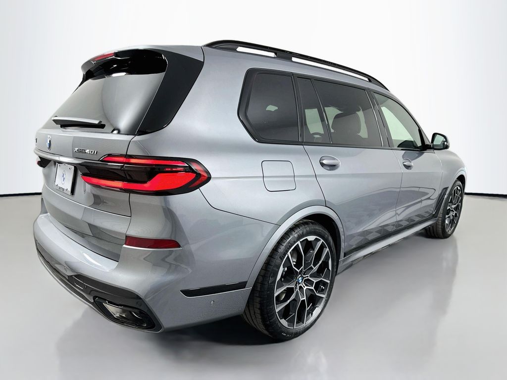 Thumbnail: 2027 BMW X7 - 5