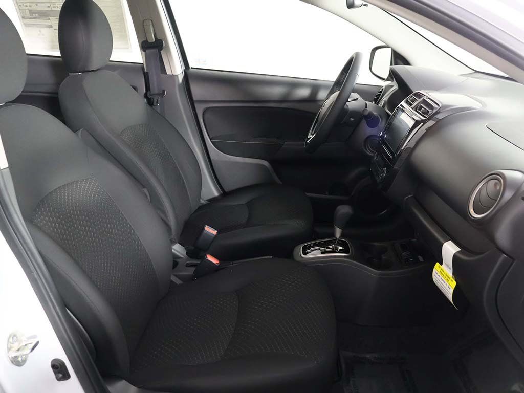 Used 2024 White Mitsubishi SE image 26